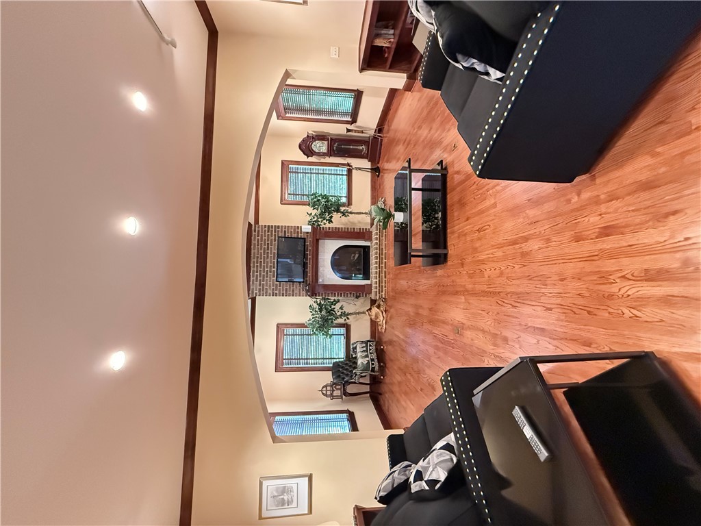 Williamsburg, Virginia 23185, United States, 7 Bedrooms Bedrooms, ,6 BathroomsBathrooms,Residential,Active,179144