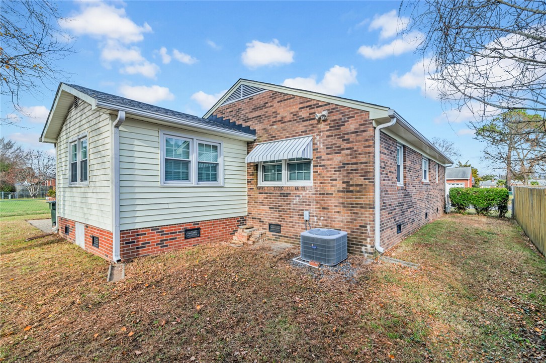 Hampton, Virginia 23664, United States, 3 Bedrooms Bedrooms, ,2 BathroomsBathrooms,Residential,Active,252776