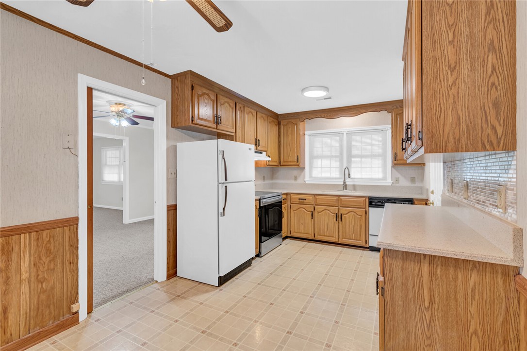 Hampton, Virginia 23664, United States, 3 Bedrooms Bedrooms, ,2 BathroomsBathrooms,Residential,Active,252776