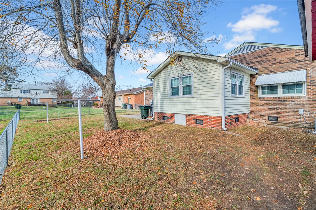 Hampton, Virginia 23664, United States, 3 Bedrooms Bedrooms, ,2 BathroomsBathrooms,Residential,Active,252776