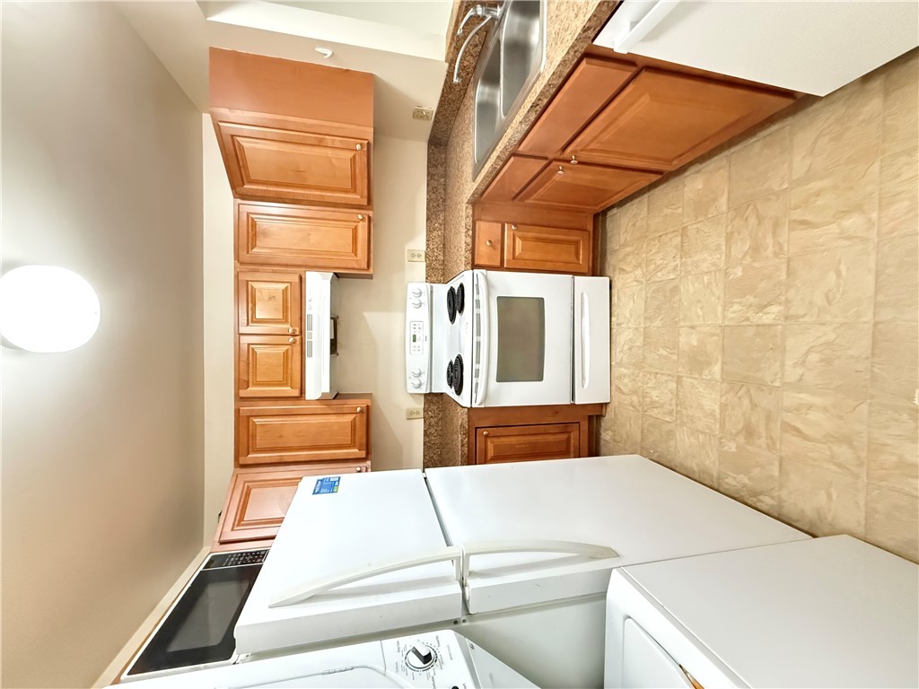 Williamsburg, Virginia 23185, United States, 2 Bedrooms Bedrooms, ,1 BathroomBathrooms,Residential,Active,171535