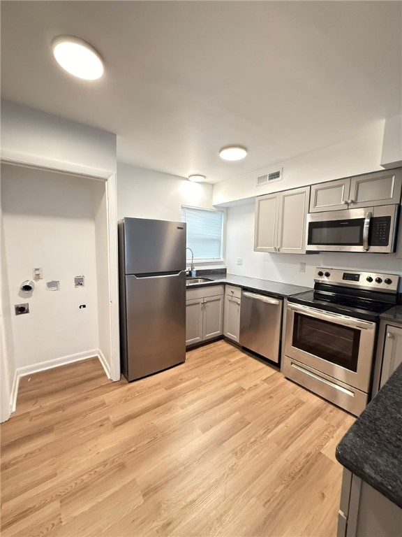 West Point, Virginia 23181, United States, 2 Bedrooms Bedrooms, ,1 BathroomBathrooms,Residential,Active,238101