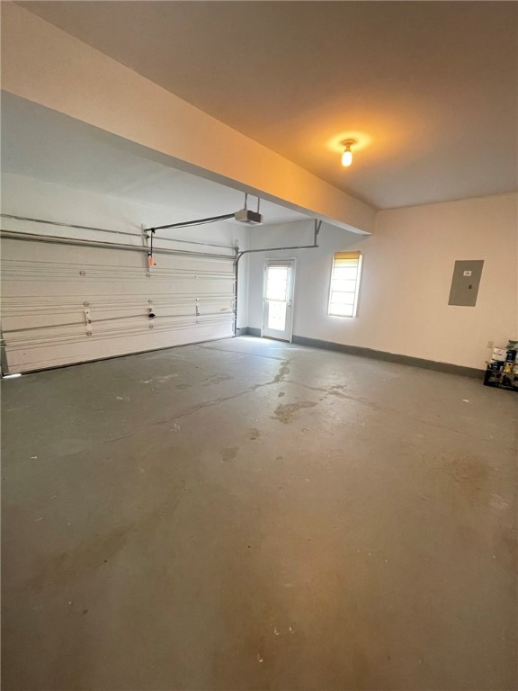 Williamsburg, Virginia 23188, United States, 4 Bedrooms Bedrooms, ,3 BathroomsBathrooms,Residential,Pending,152832