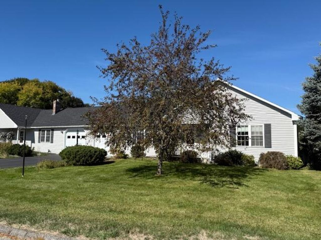 Photo of 21 Cardinal Way #21, Winslow, ME 04901 (MLS # 1639022)