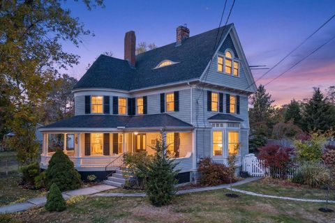 Photo of 79 Russell Street, Bath, ME 04530 (MLS # 1658244)