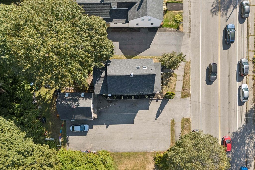 Photo of 20-22 York Street, Kennebunk, ME 04043 (MLS # 1642906)