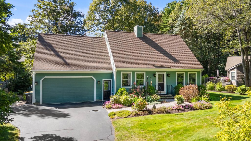 Photo of 3 Evergreen Farms Road, Scarborough, ME 04074 (MLS # 1649713)
