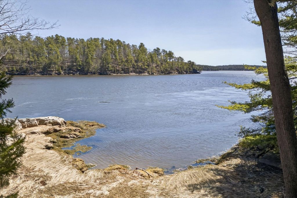 Photo of 122 Old Ferry Road, Phippsburg, ME 04562 (MLS # 1658072)