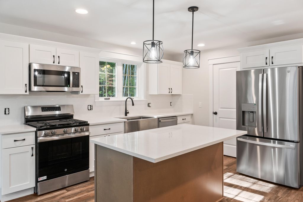 Photo of 5 Stillwater Drive, Gray, ME 04039 (MLS # 1637632)