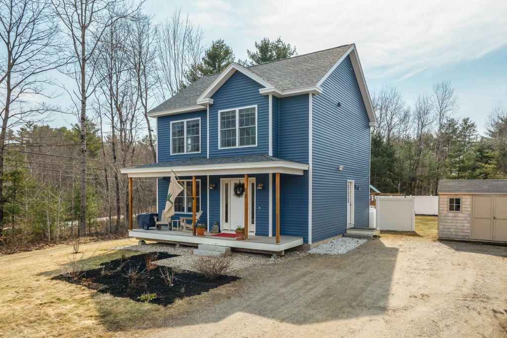 Photo of 82 Tree Farm Road, Brunswick, ME 04011 (MLS # 1657643)