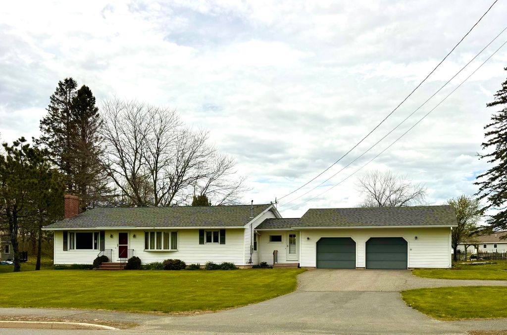 Photo of 202 Main Road N, Hampden, ME 04444 (MLS # 1661912)