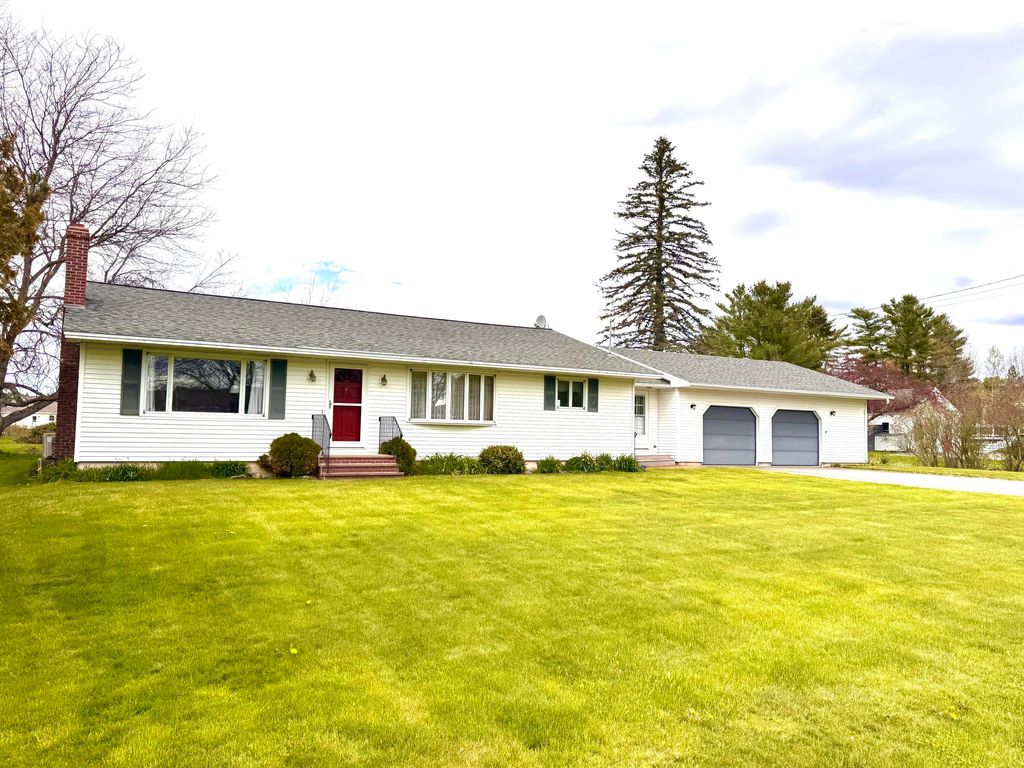Photo of 202 Main Road N, Hampden, ME 04444 (MLS # 1661912)
