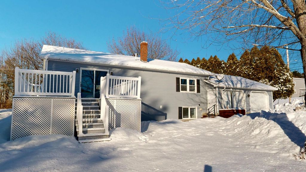 Photo of 4 Old Lisbon Road, Lewiston, ME 04240 (MLS # 1649349)