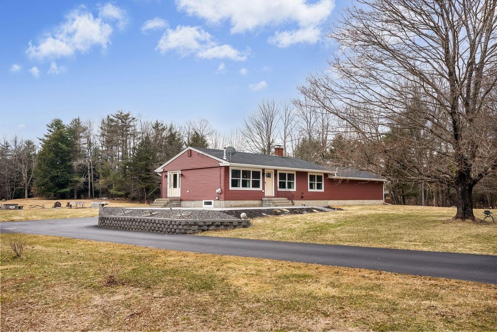 Photo of 342 South Belfast Avenue, Augusta, ME 04330 (MLS # 1656070)