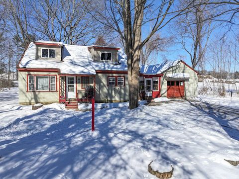 Photo of 86 N Second Rangeway Road, Oakland, ME 04963 (MLS # 1652571)