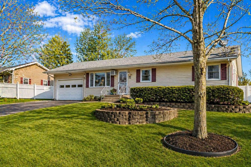 Photo of 12 Fortin Way, Lewiston, ME 04240 (MLS # 1657840)