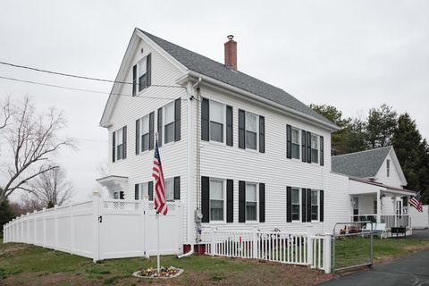 Photo of 94 Rochester Street, Berwick, ME 03901 (MLS # 1658926)