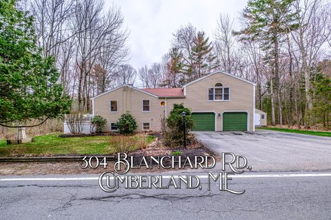 Photo of 304 Blanchard Road, Cumberland, ME 04021 (MLS # 1658896)