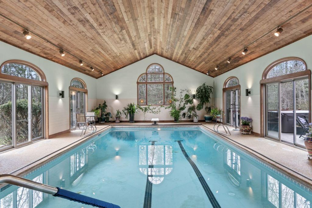 Photo of 46 Casco Road, Brunswick, ME 04011 (MLS # 1642769)