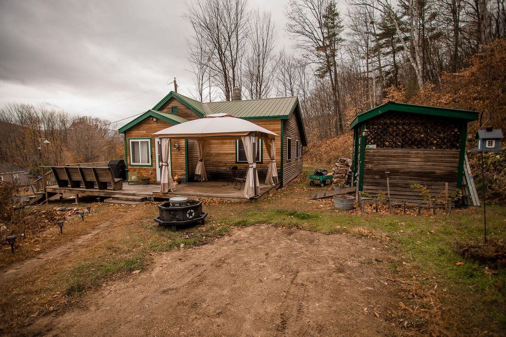 Photo of 22 Chase Avenue, Mexico, ME 04257 (MLS # 1643779)