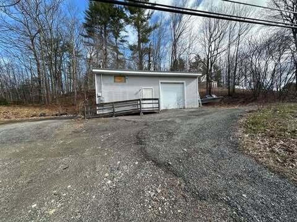 Photo of 1118 Sabattus Street, Lewiston, ME 04240 (MLS # 1639958)