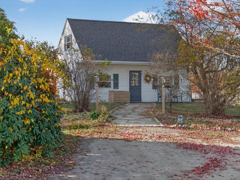 Photo of 1450 Harpswell Neck Road, Harpswell, ME 04079 (MLS # 1642497)