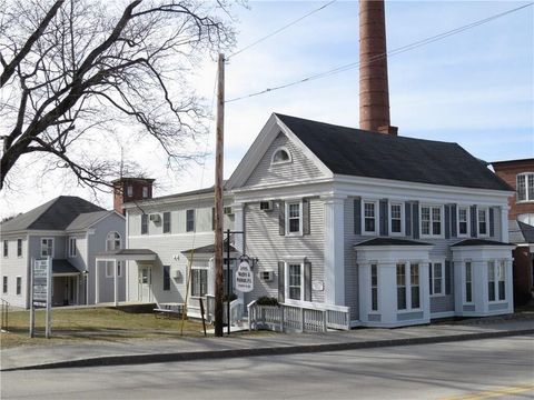 Photo of 161 Main Street, Winthrop, ME 04364 (MLS # 1623230) Photo of 161 Main Street, Winthrop, ME 04364 (MLS # 1623230)