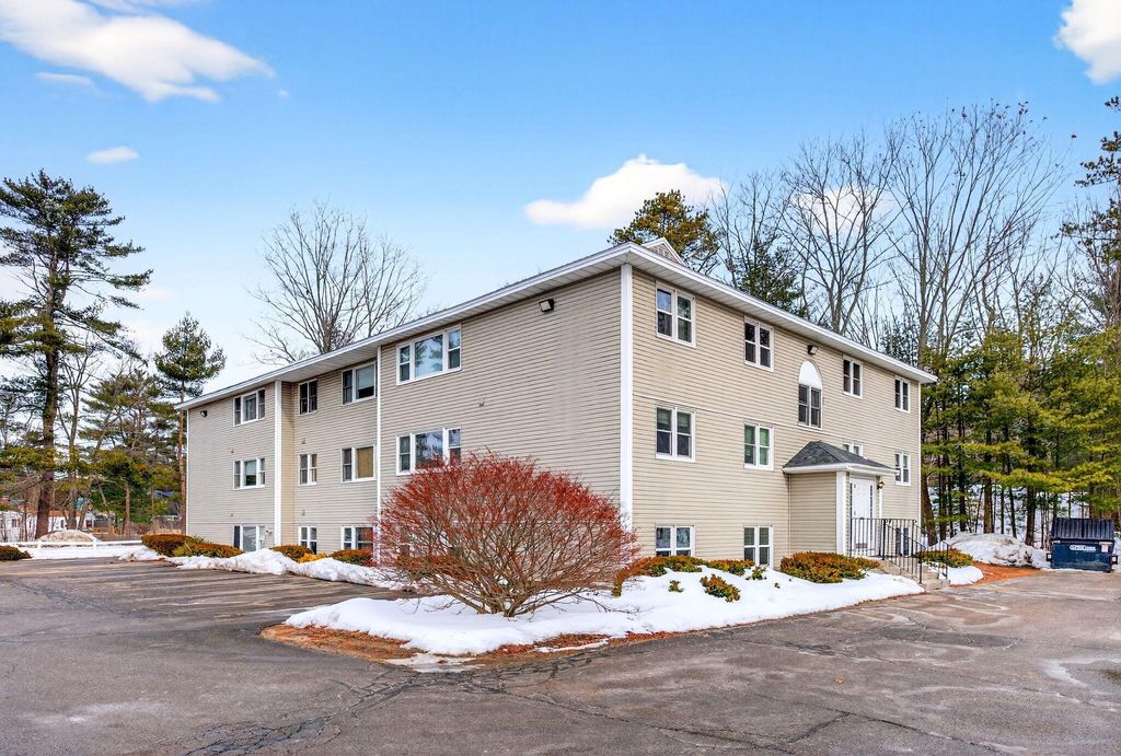 Photo of 2 Ryefield Drive #6, Old Orchard Beach, ME 04064 (MLS # 1652480)