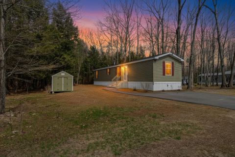 Photo of 28 Rachel Drive, Sanford, ME 04073 (MLS # 1659468)
