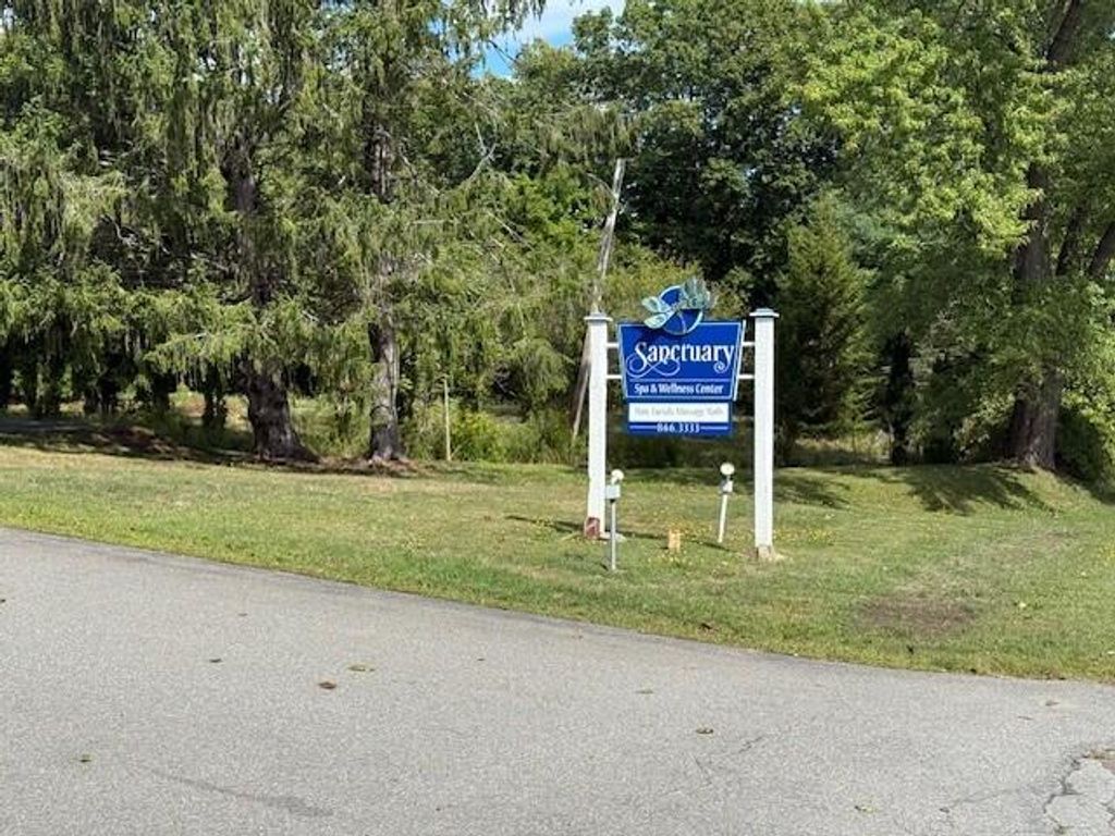 Photo of 291 Main Street, Orono, ME 04473 (MLS # 1638007)