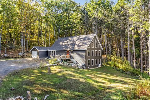 Photo of 110 Cross Street, Rockport, ME 04856 (MLS # 1640719)