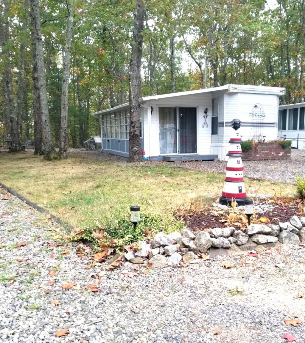 Photo of 1 Robinson Way #B75, Kennebunk, ME 04043 (MLS # 1641609)