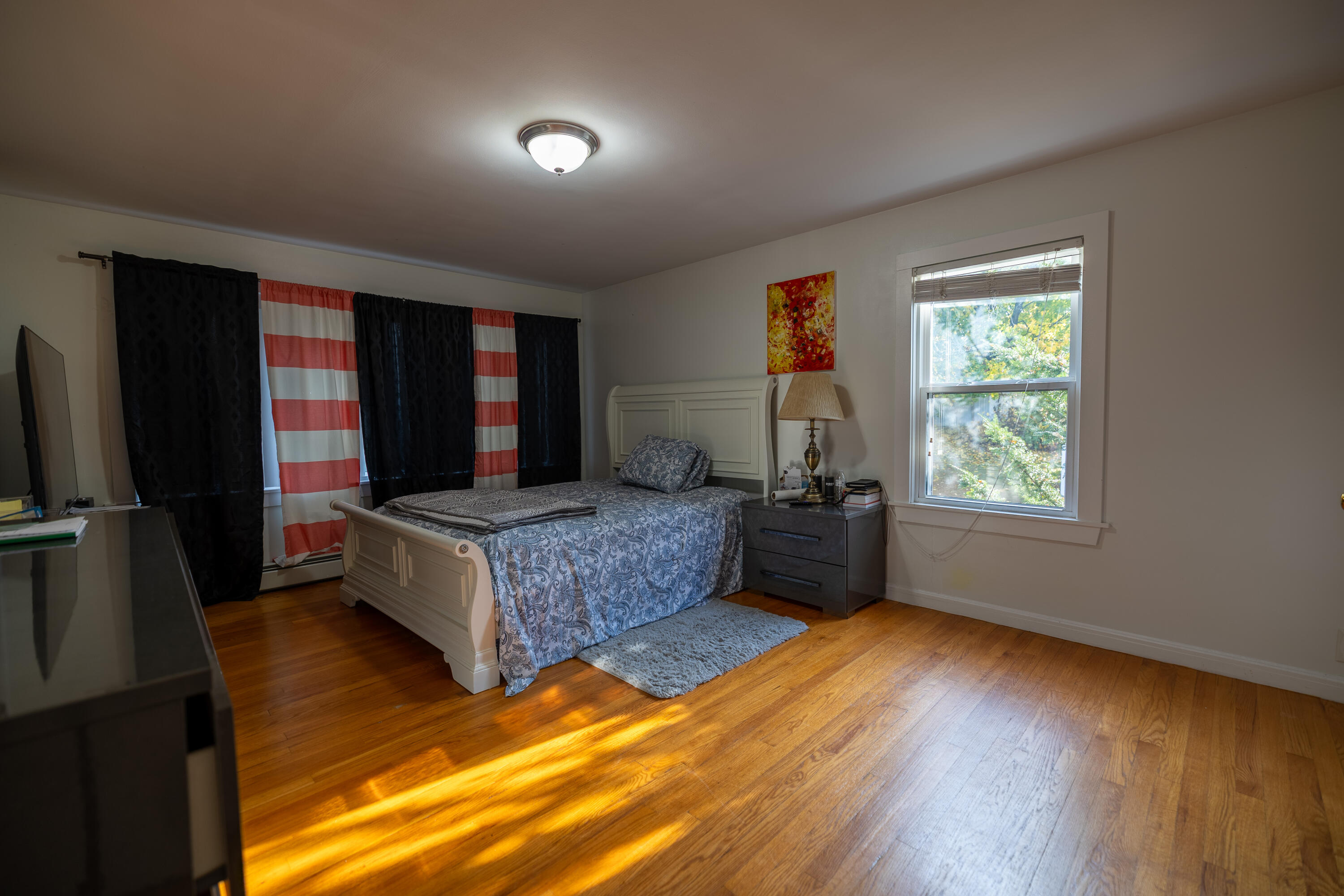 Lewiston, Maine 04240, United States, 4 Bedrooms Bedrooms, ,2 BathroomsBathrooms,Residential,Active,35655