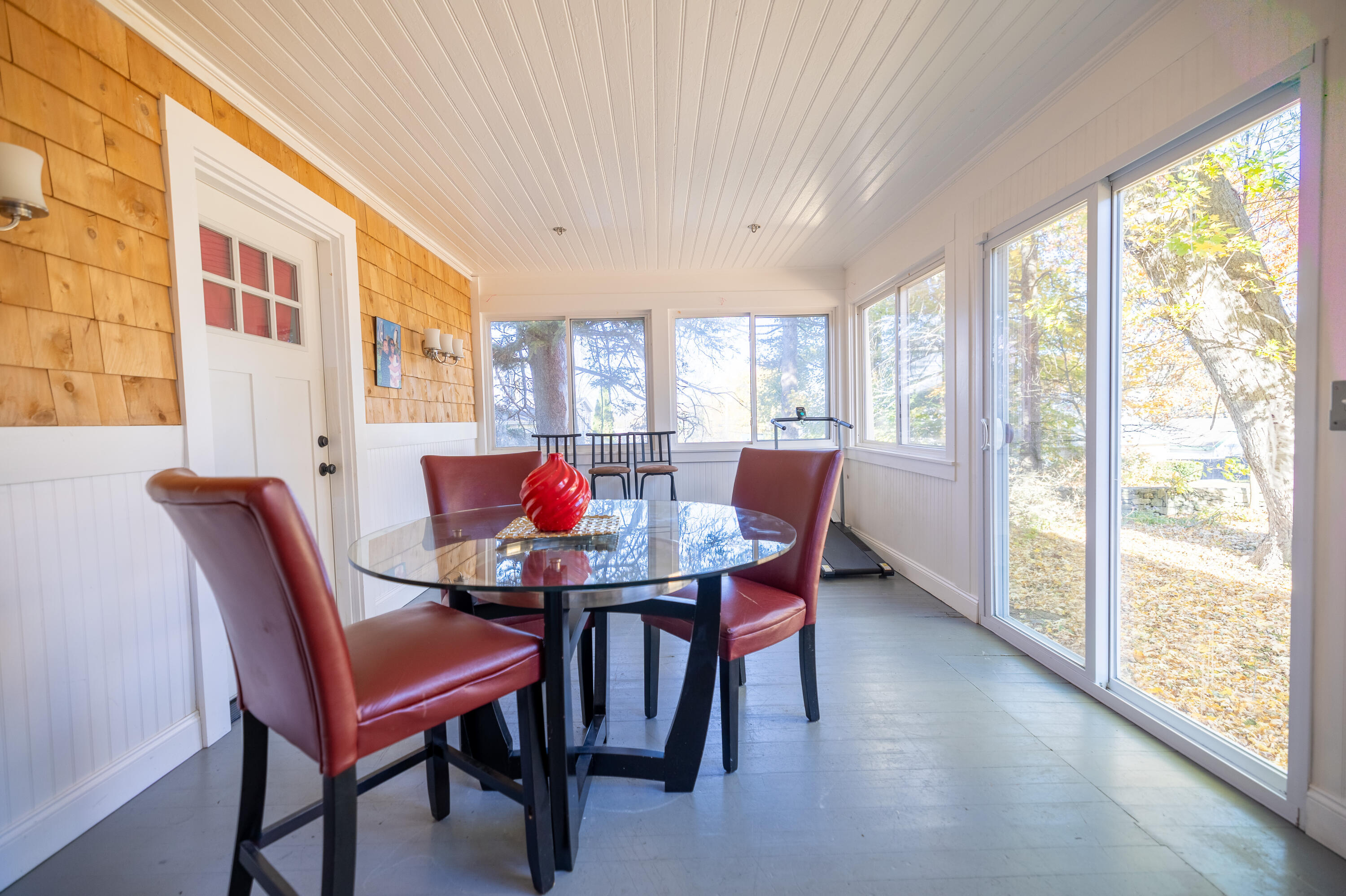 Lewiston, Maine 04240, United States, 4 Bedrooms Bedrooms, ,2 BathroomsBathrooms,Residential,Active,35655