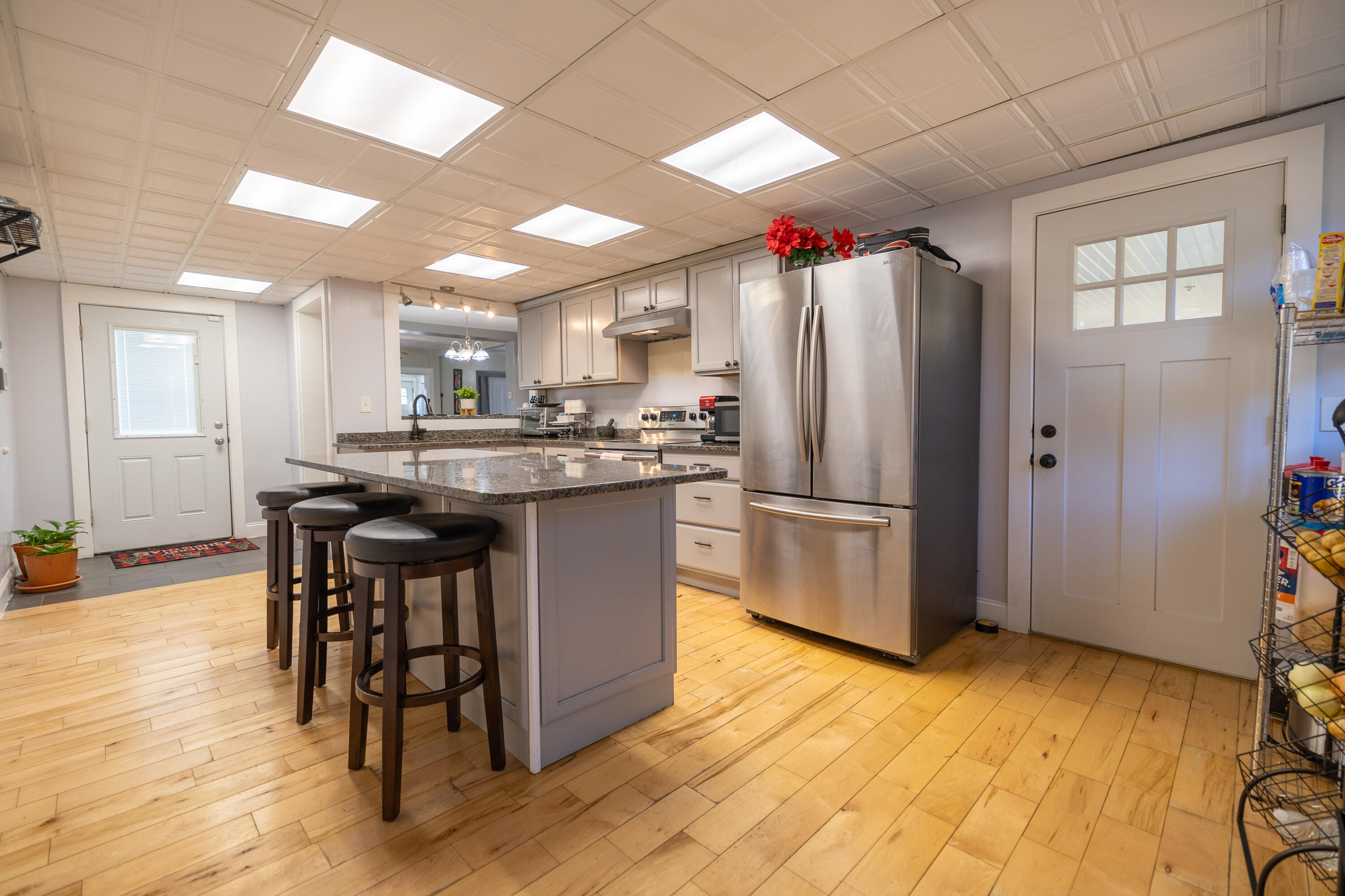 Lewiston, Maine 04240, United States, 4 Bedrooms Bedrooms, ,2 BathroomsBathrooms,Residential,Active,35655