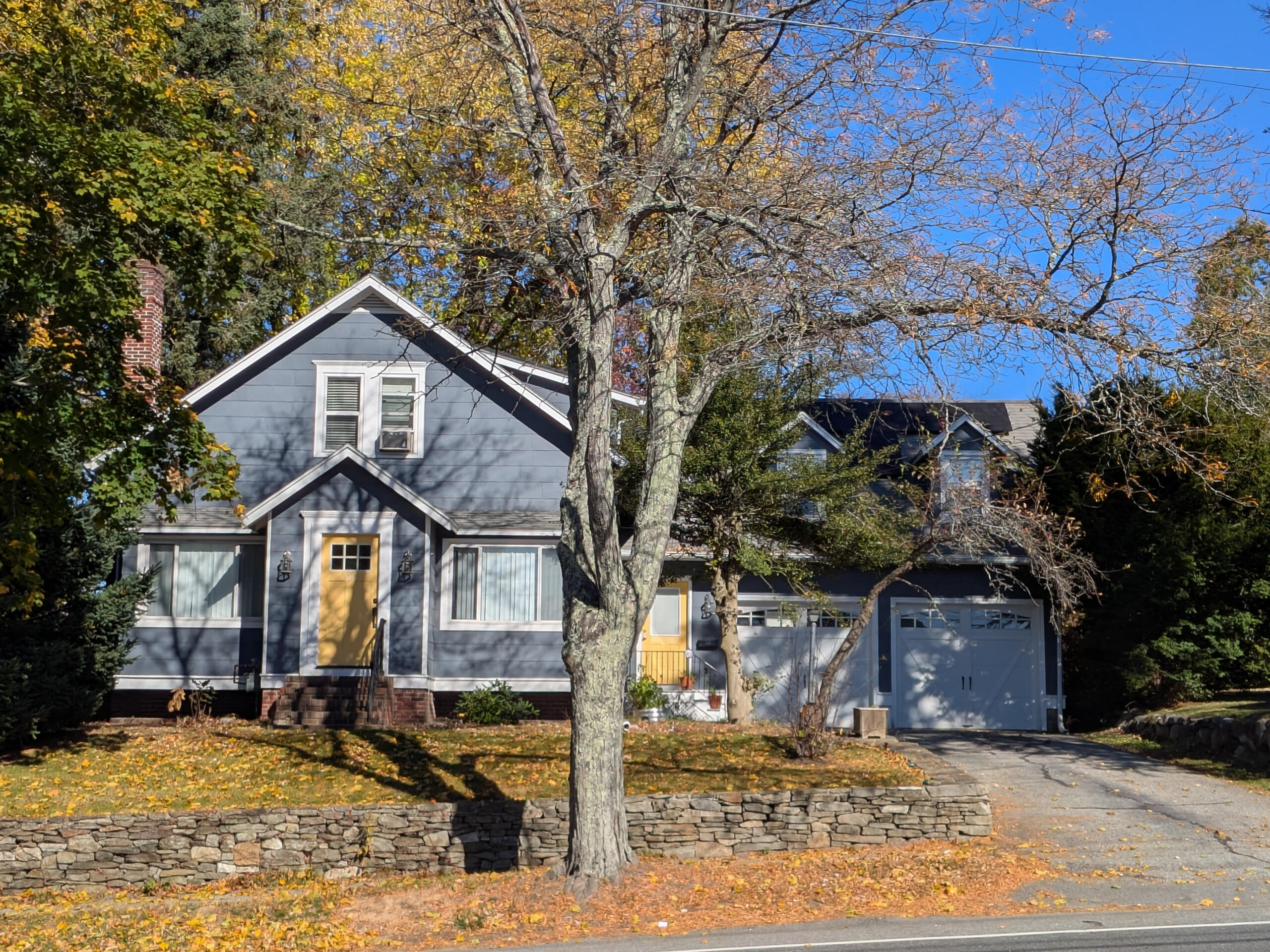 Lewiston, Maine 04240, United States, 4 Bedrooms Bedrooms, ,2 BathroomsBathrooms,Residential,Active,35655