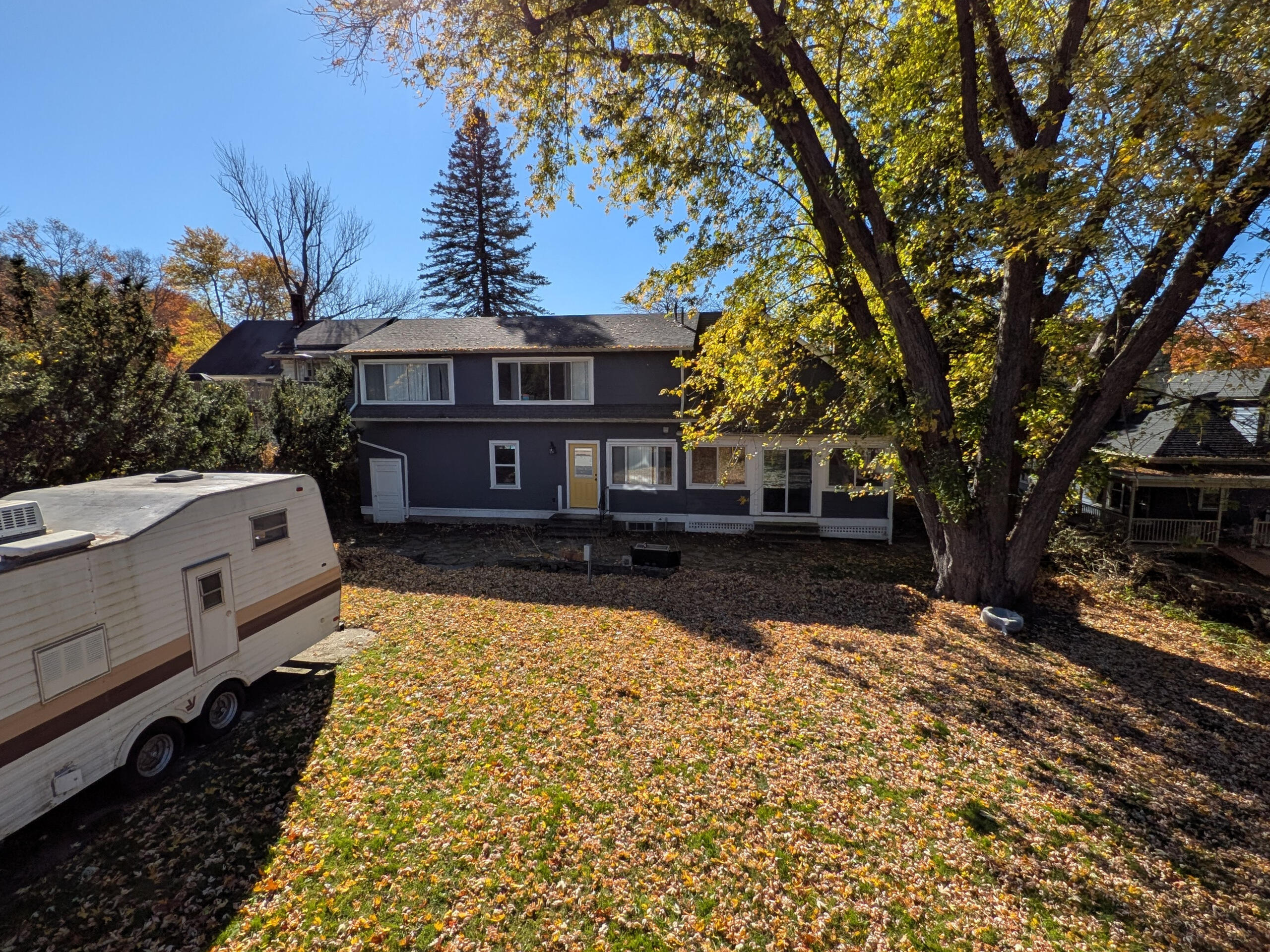 Lewiston, Maine 04240, United States, 4 Bedrooms Bedrooms, ,2 BathroomsBathrooms,Residential,Active,35655
