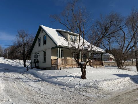 Photo of 7 Fay Court, Dexter, ME 04930 (MLS # 1651112)