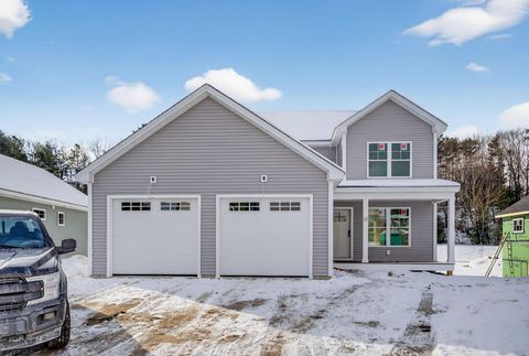 Photo of 21 Feldspar Lane #11, Cumberland, ME 04021 (MLS # 1650645)