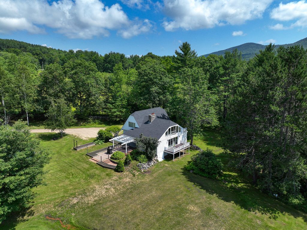 Photo of 211 Common Road, Dixfield, ME 04224 (MLS # 1581065)
