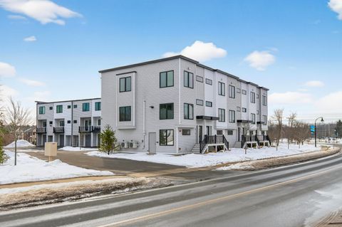 Photo of 531 Westbrook Street #8, South Portland, ME 04106 (MLS # 1652805)