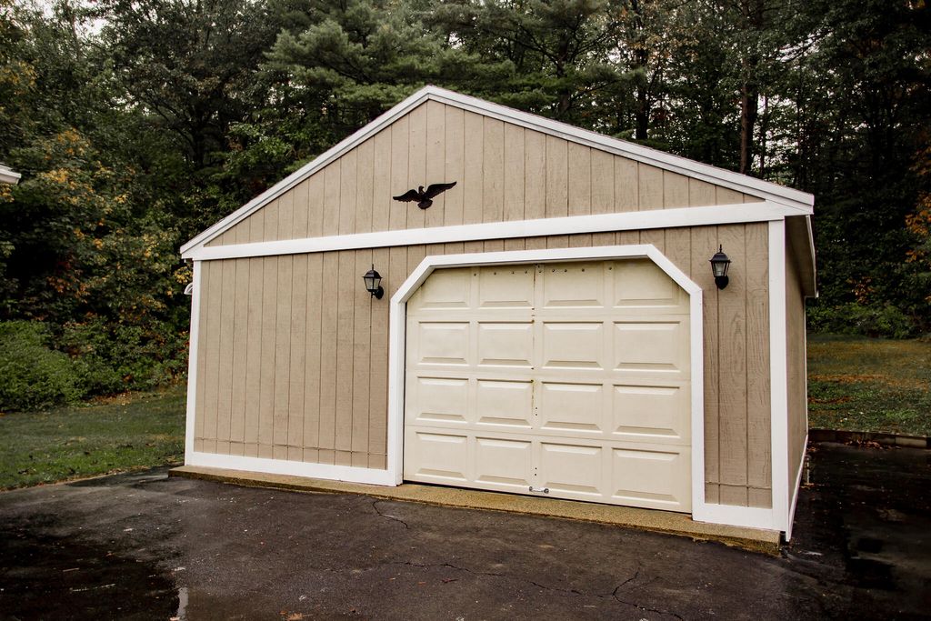 Photo of 289 Highland Terrace, Mexico, ME 04257 (MLS # 1638876)