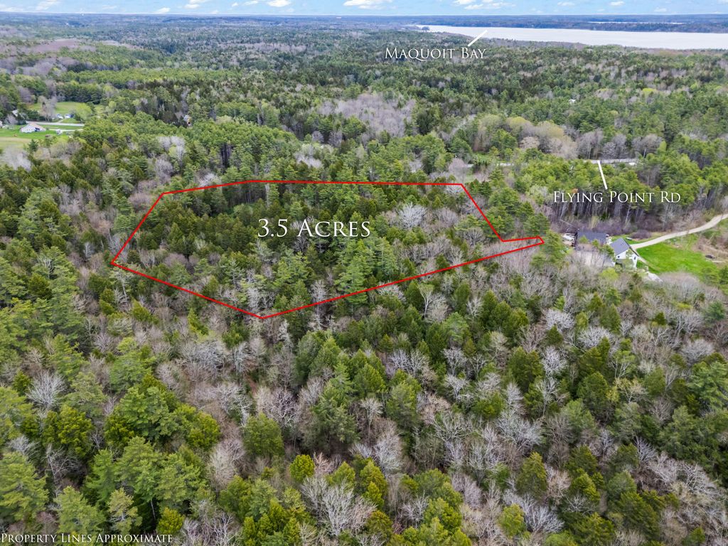 Photo of 108B Flying Point Road, Freeport, ME 04032 (MLS # 1662418)
