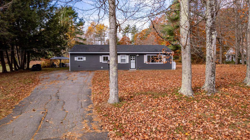 Photo of 11 Beech Ridge Road, Berwick, ME 03901 (MLS # 1654420)