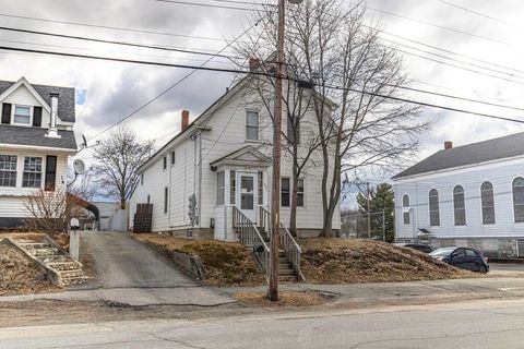 Photo of 333 Penobscot Avenue, Millinocket, ME 04462 (MLS # 1657933)