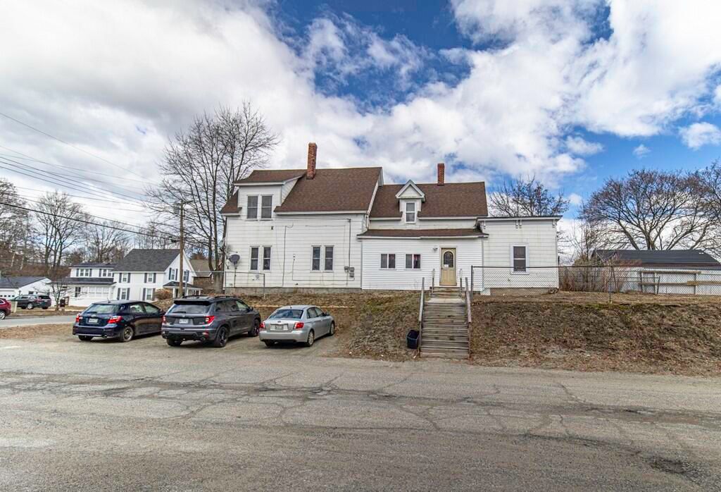 Photo of 333 Penobscot Avenue, Millinocket, ME 04462 (MLS # 1657933)