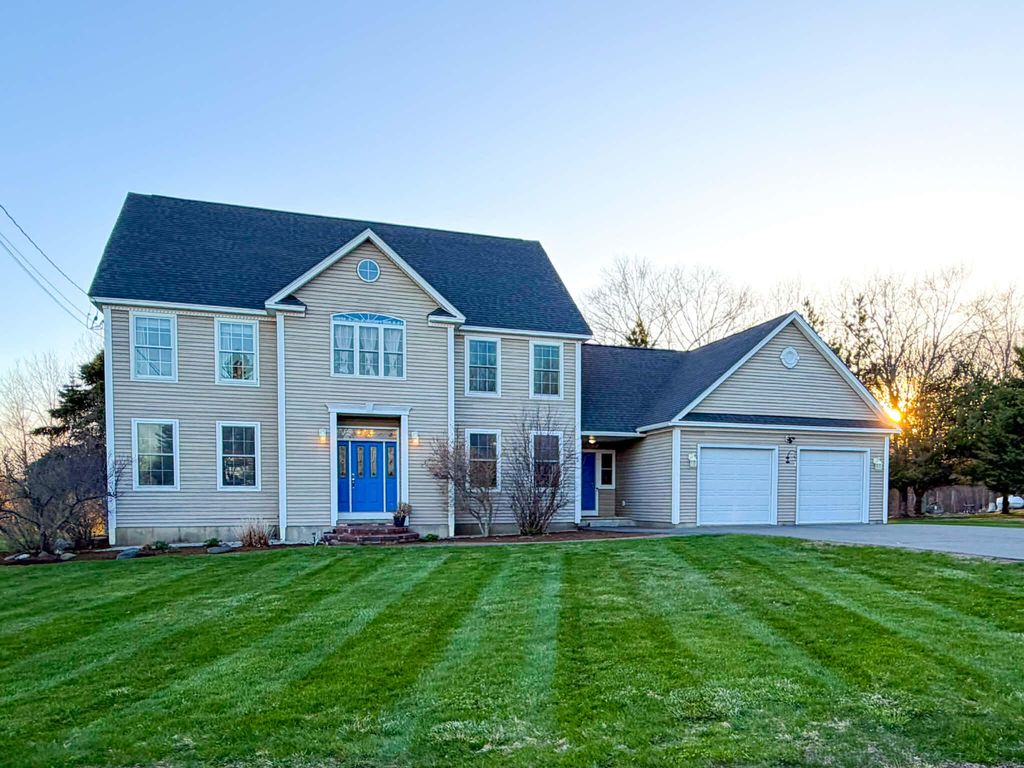 Photo of 21 Longmeadow Drive, Veazie, ME 04401 (MLS # 1659725)