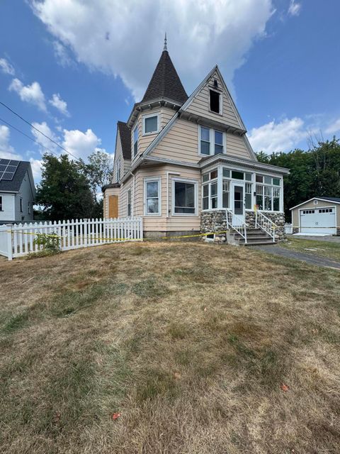 Photo of 173 Somerset Avenue, Pittsfield, ME 04967 (MLS # 1637029)