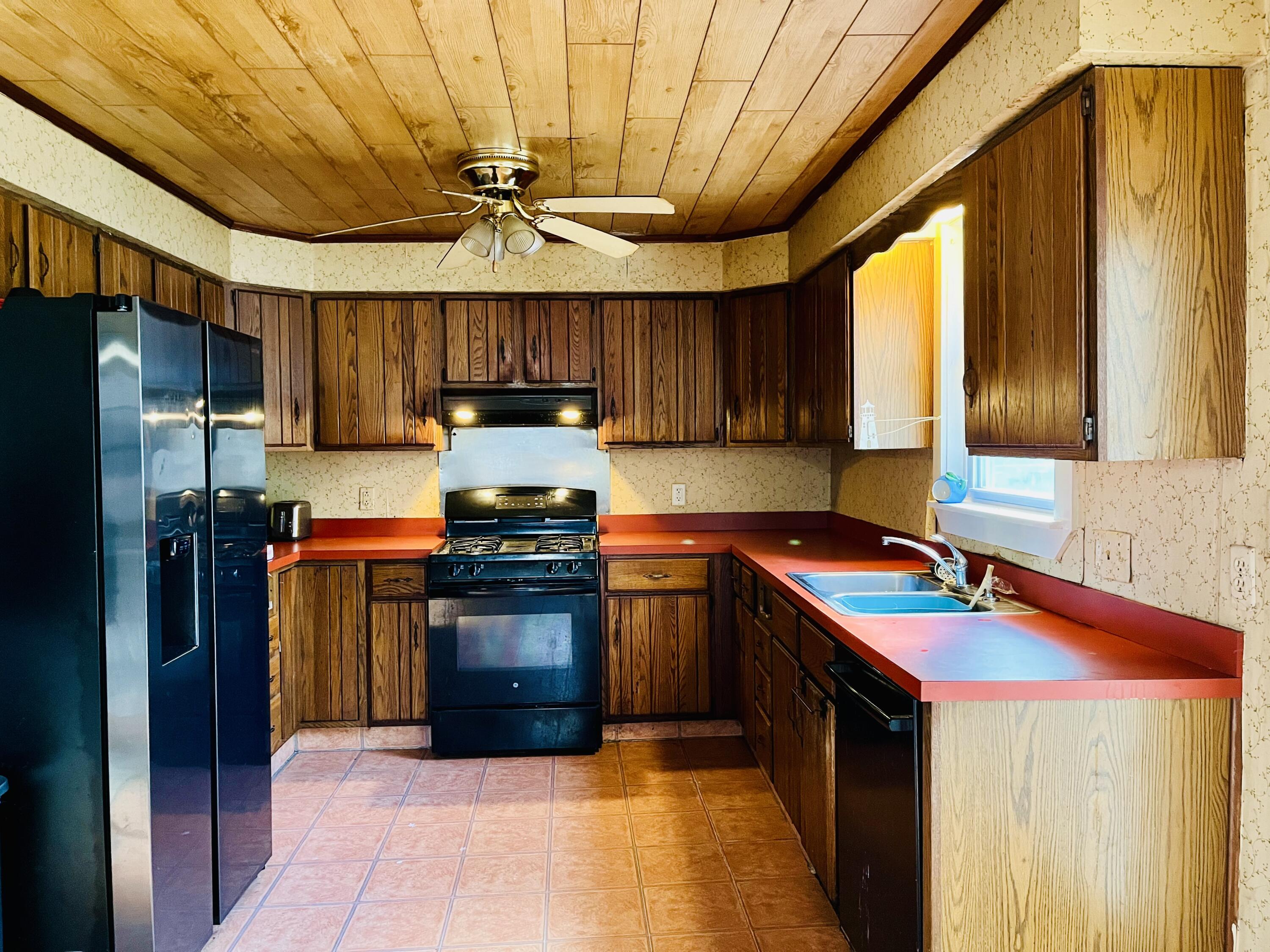 516 Greenwood Road