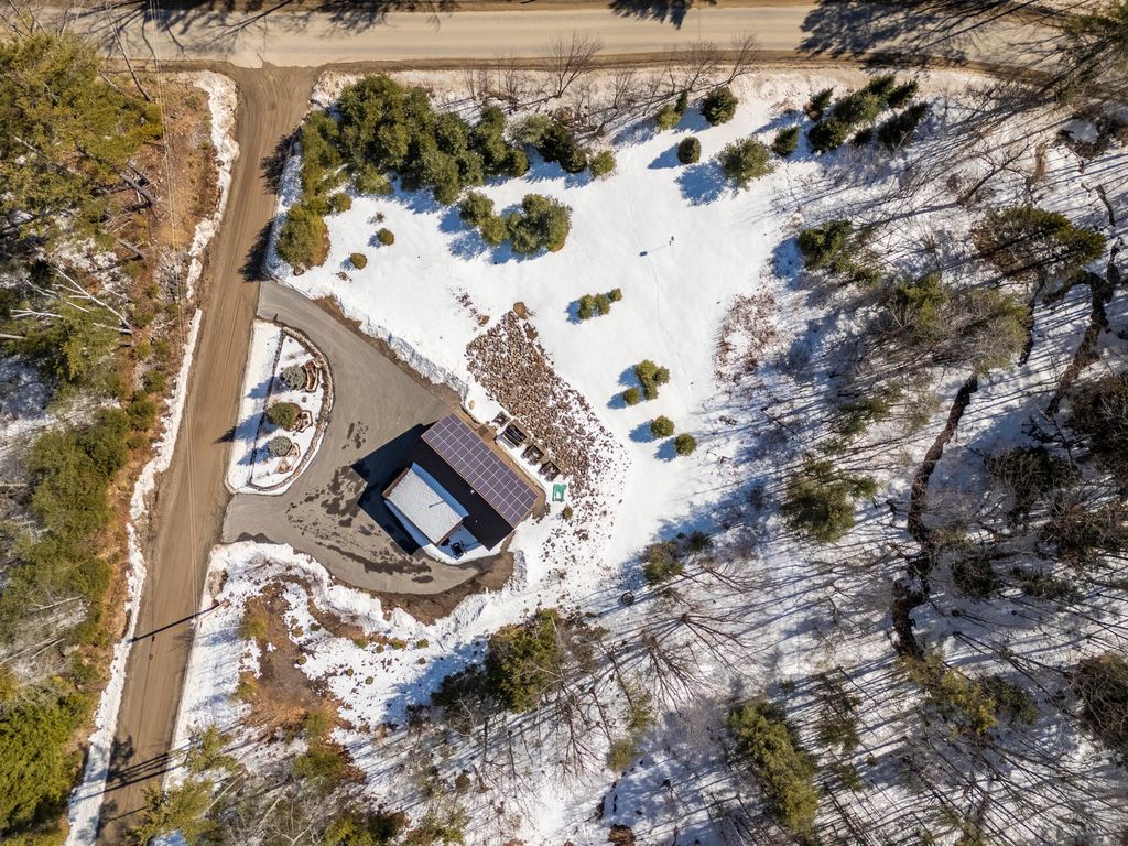 Photo of 8 Ellingwood Mountain Road, Bethel, ME 04217 (MLS # 1654020)